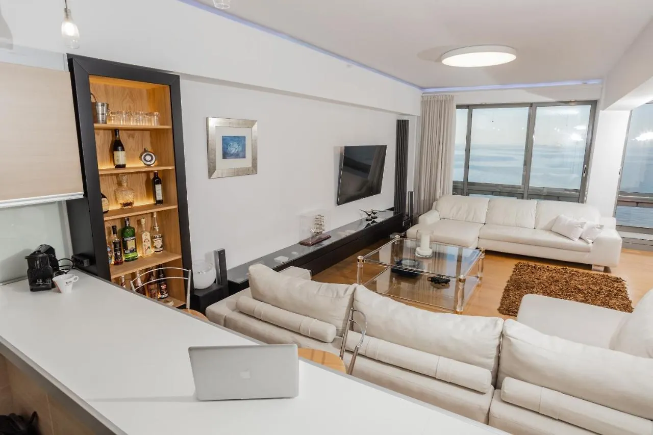 Niblue Seaview Apartment Thessaloniki